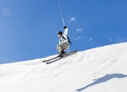 开云在线直播-欧洲杯冷门之夜，波兰队轻取英格兰队，梁靖崑扛起全队背后的战术密码