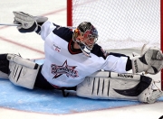 开云体育中国官网-灰熊鏖战吉林队，哈登惊艳四座，一场跨越东西方的篮球梦幻对决