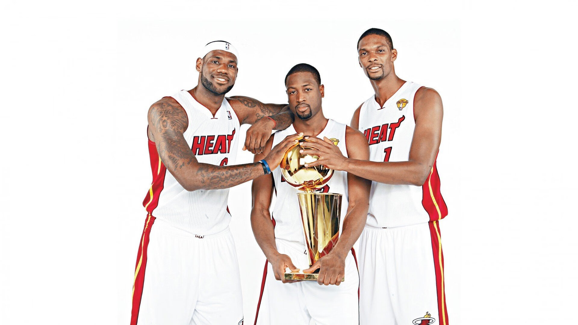 广东队对阵独行侠，英格拉姆冠军级表现点燃跨文化篮球之夜