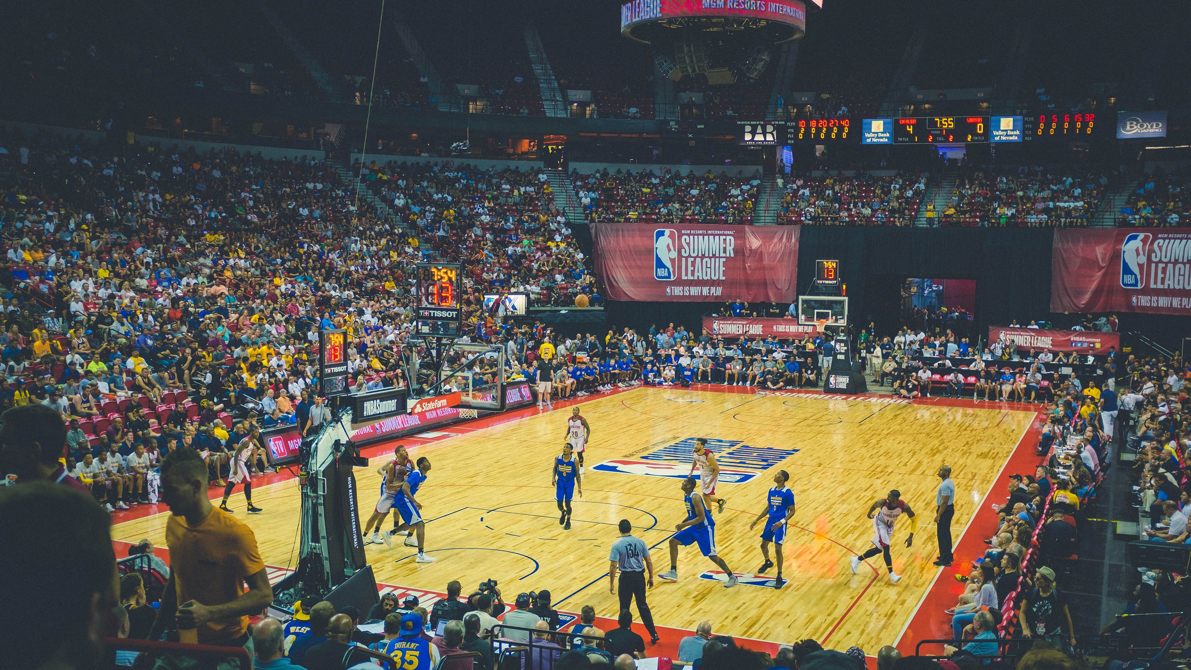 西决生死战之夜，德罗赞展现巨星价值